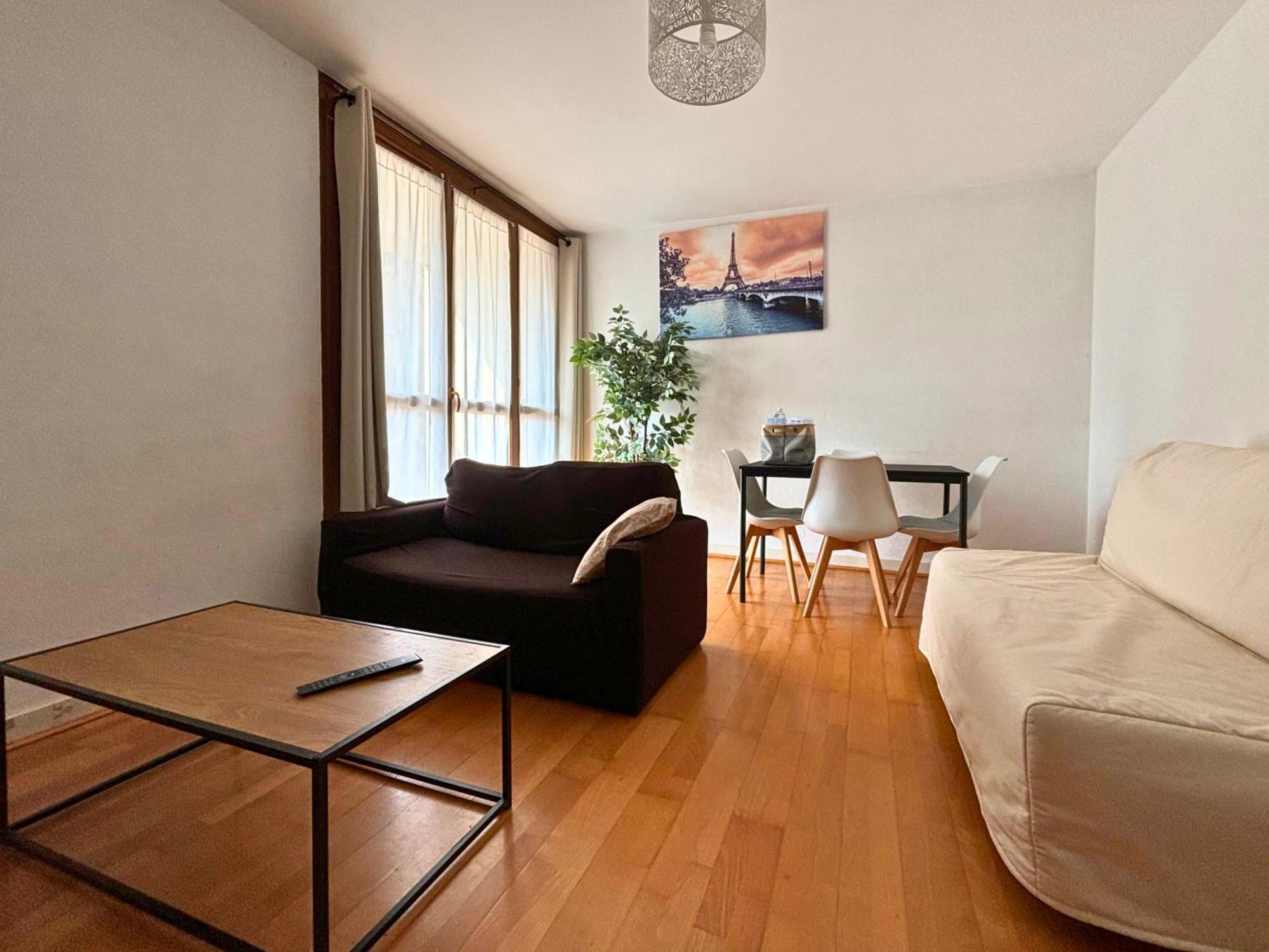 Guyon - Cosy Proche Gare Parking Facile - Balcon #Sirdest Appartement Franconville  Buitenkant foto